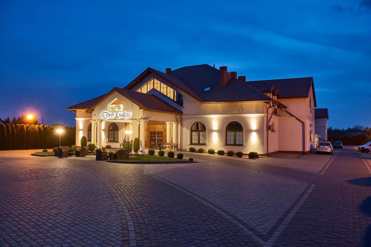 Hotel Dwor Galicja Stalowa Wola Esterno foto