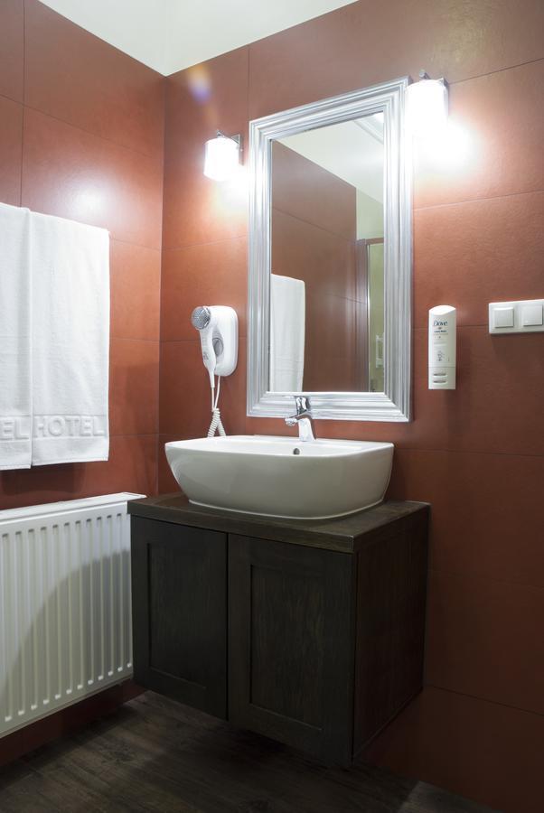Hotel Dwor Galicja Stalowa Wola Esterno foto